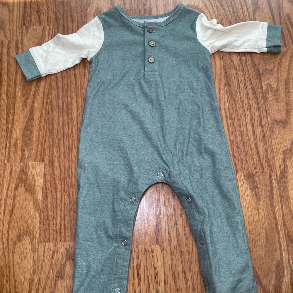 Me & Henry romper - Picture 2 of 5